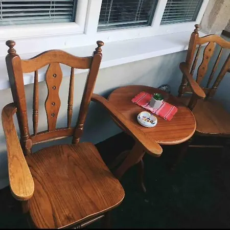 Pod Lesom Apartment